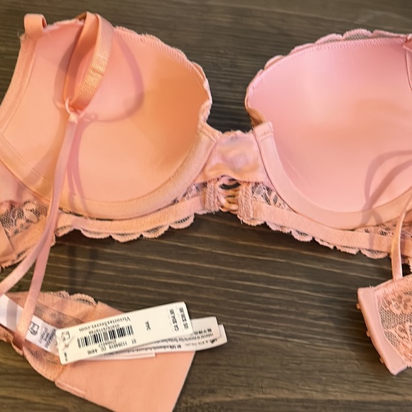 NWT Victorias Secret Lace Push Up Bra 34A - Picture 4 of 5